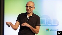 Microsoft CEO’su Satya Nadella, yapay zeka oluşturmanın bilgisayar gücü, sunucular ve yazılımı eğitmek için veri gerektirdiğini söyledi.